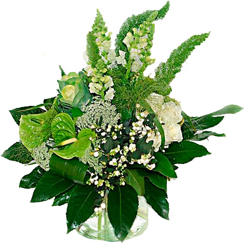 Luxurious white bouquet
