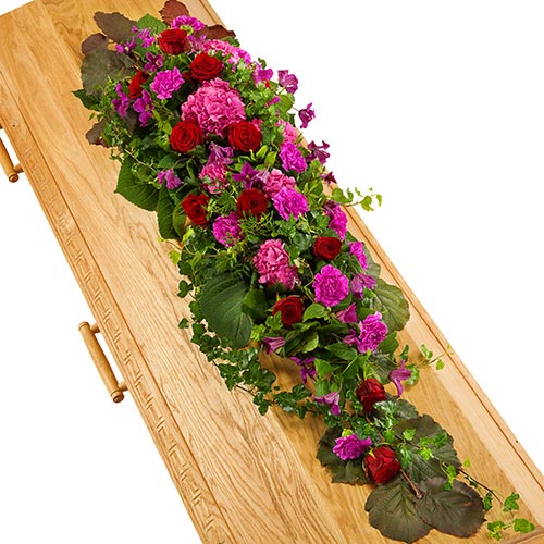 Casket decoration lilac purple and red